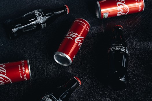 Российский спор о прохладительных напитках: Coca-Cola vs. квас